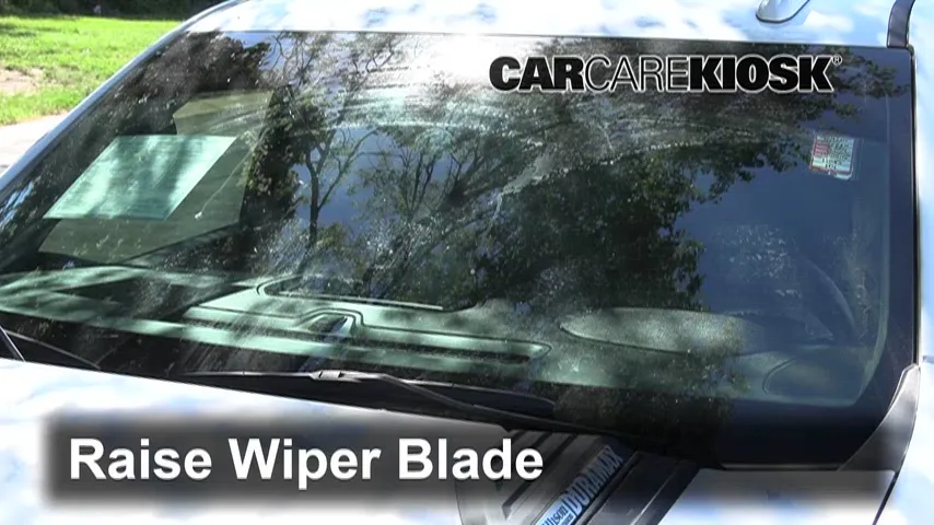 2020 Chevrolet Silverado 2500 HD LT 6.6L V8 Turbo Diesel Crew Cab Pickup Escobillas de limpiaparabrisas delantero